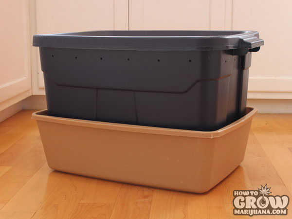 A Homemade Worm Bin can be a Simple, Clean, Indoor Composting Solution